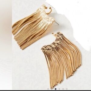 Free People Gold Kiss Kiss Ear Cuff Dangle